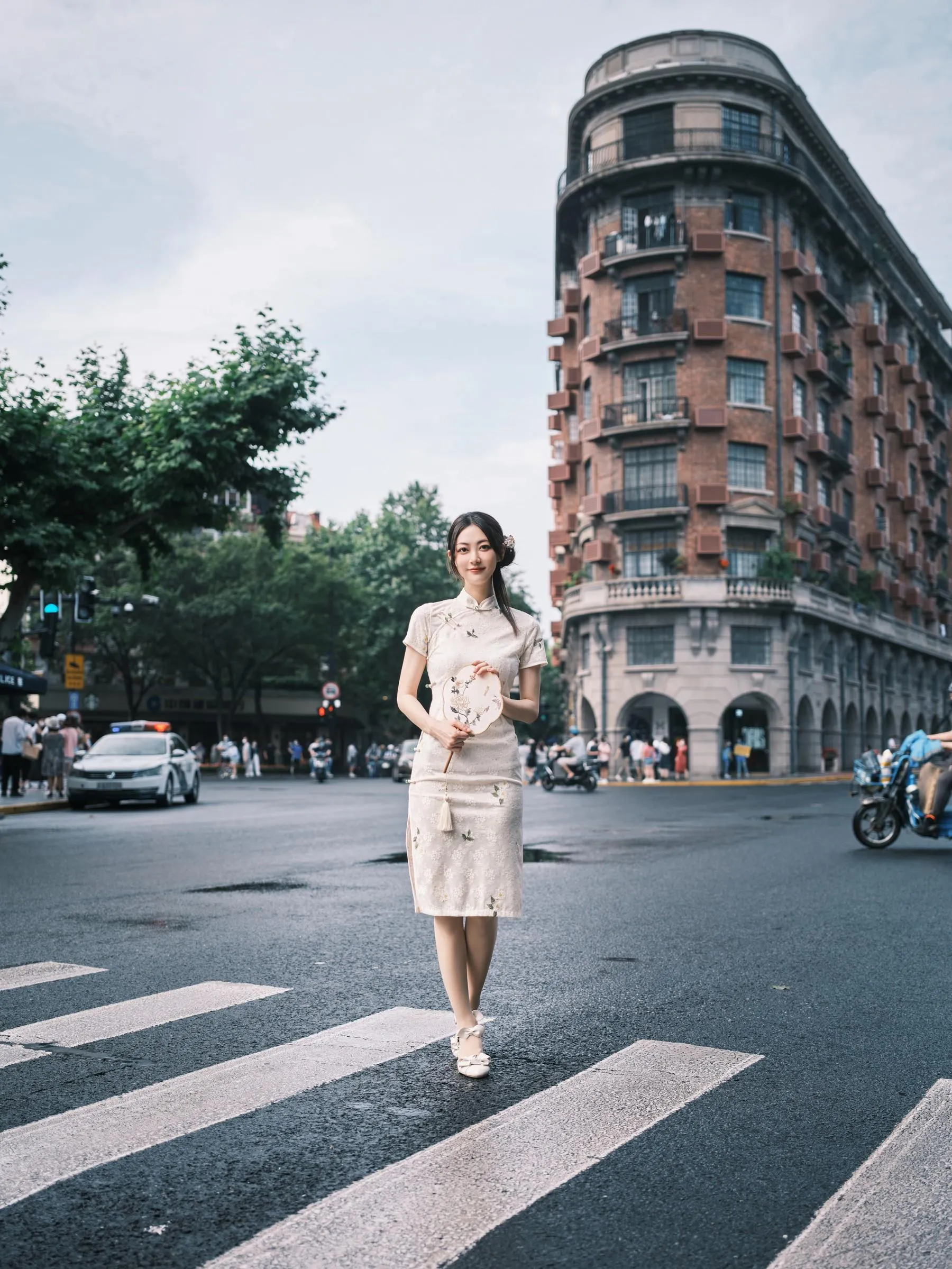 [YITUYU艺图语]2022.07.27 现代旗袍 飞鸟咕咕- [47P]插图3